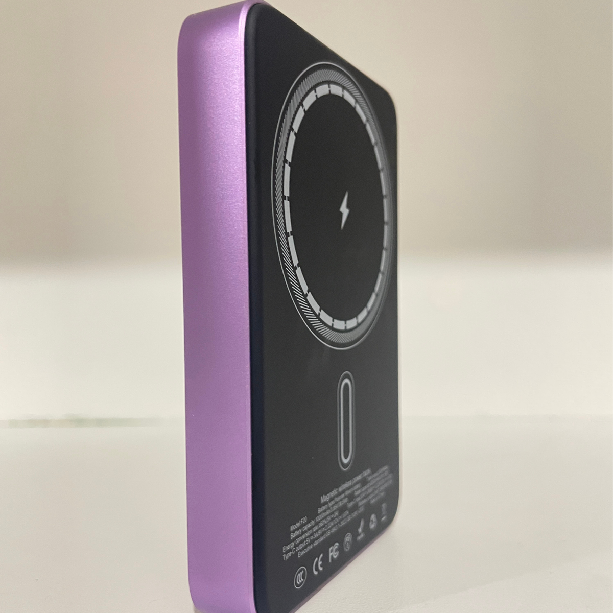 Wireless Magnetic Battery Bank – 10,000mAh, 15W Fast Charge